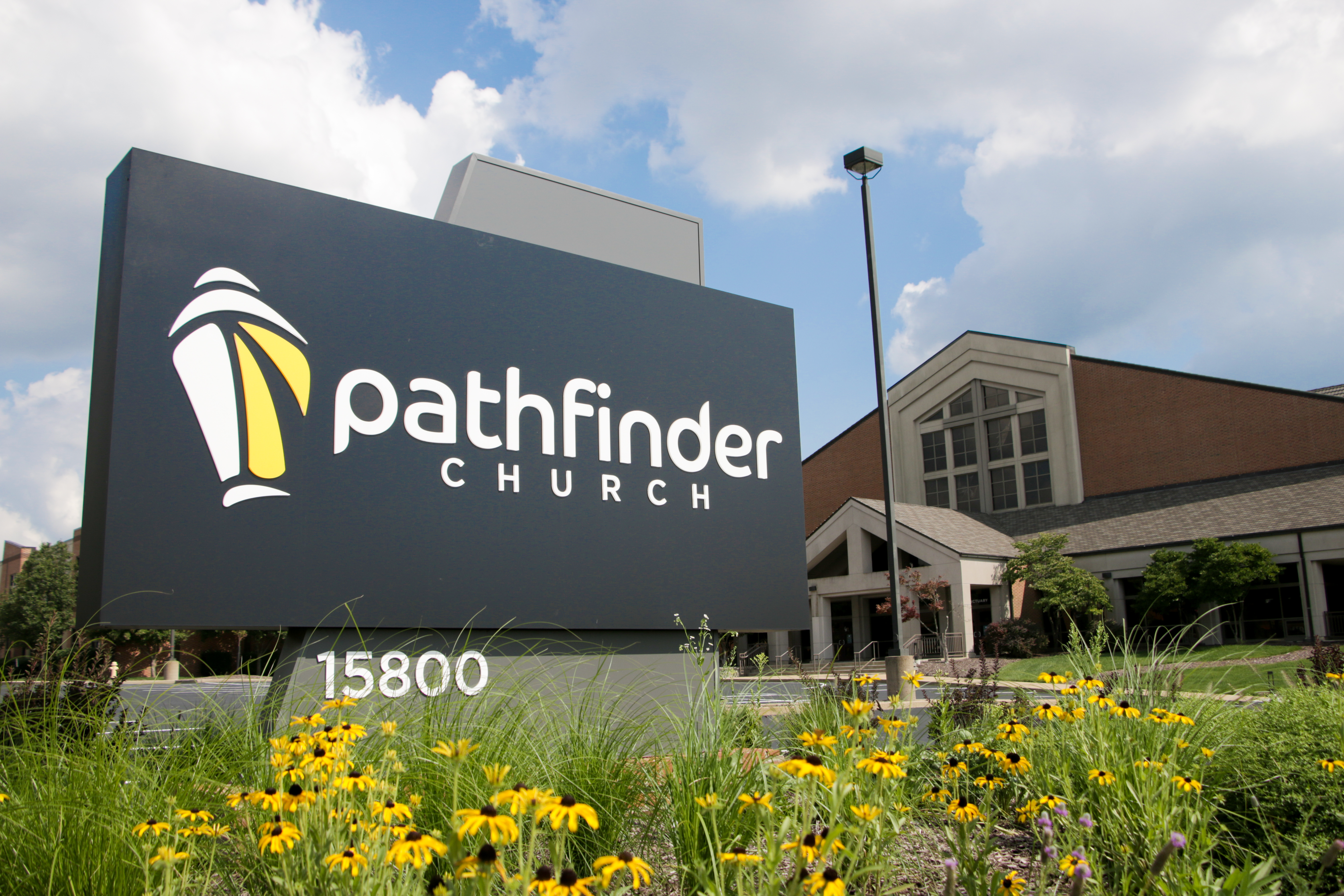 Congregation Votes to Change Name to "Pathfinder Church"